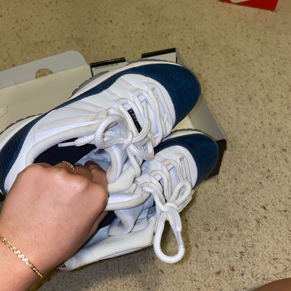 Air jordan 11 retro low LE